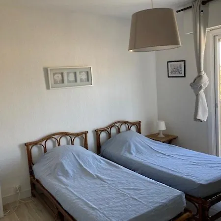 Apartment En Bord De Avec Wi-fi - Lavandou - Fr-1-308-82