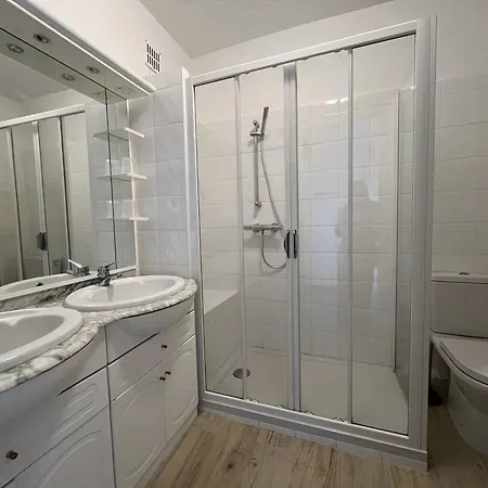 Διαμέρισμα T2 Au Lavandou Avec Parking Et Vue Imprenable - Fr-1-308-82 Le Lavandou